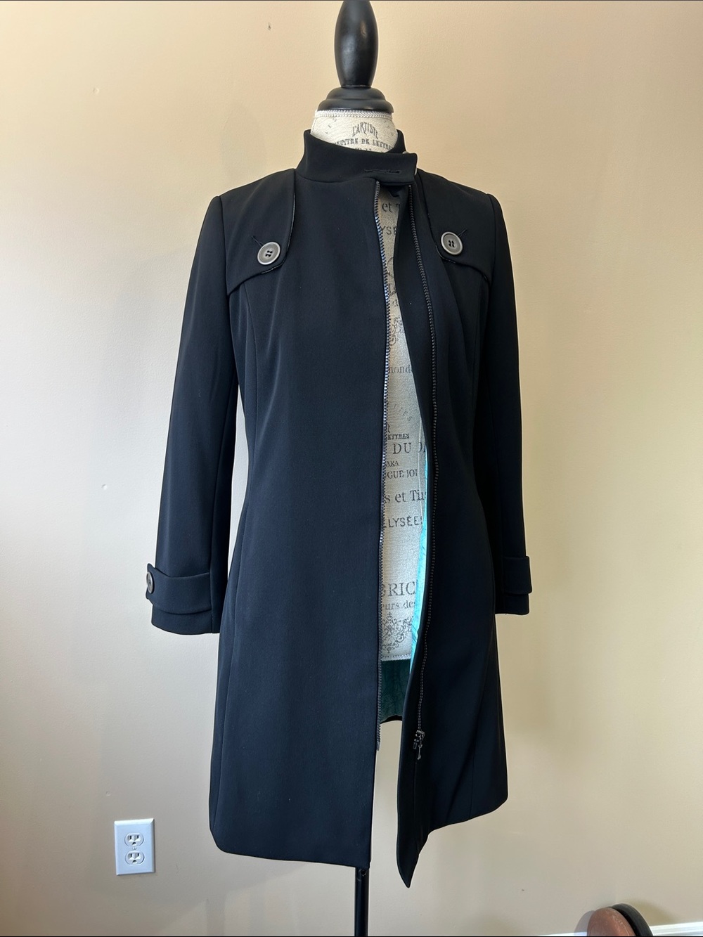 Danier Asymmetric Mid-length Trench Coat, Black, (size xxs)